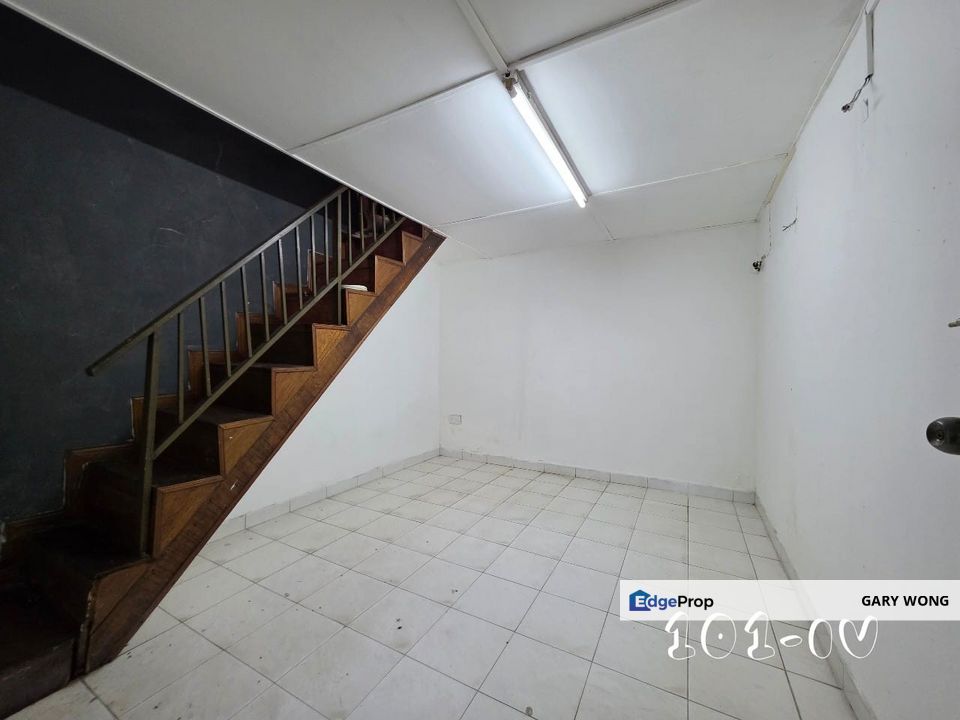 Taman Klang Jaya 1 storey End Lot 22x75 4r3b Renovated Good Condition Facing Open more Parking Freehold for Sale , Selangor, Klang