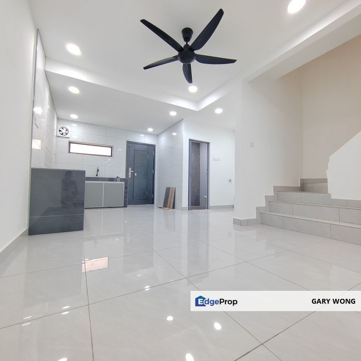 Taman Klang utama Double Storey House Full Loan Low Booking Non Flood Fully Renovated Freehold for Sale , Selangor, Klang