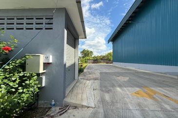 Jalan Bukit Kemuning