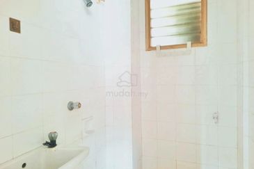 Pangsapuri Cendana, Bukit Subang