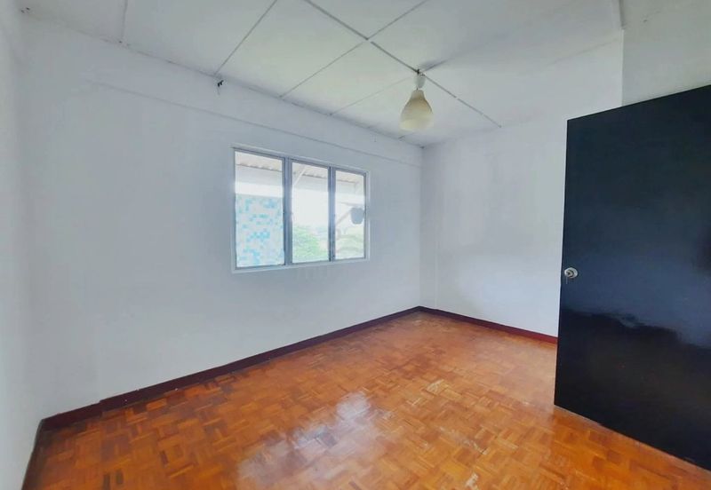 Pangsapuri Cendana, Bukit Subang