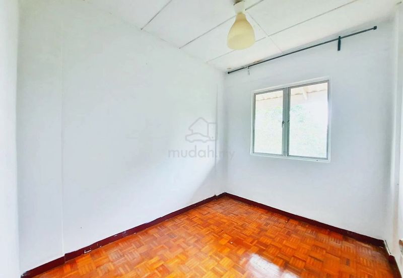 Pangsapuri Cendana, Bukit Subang