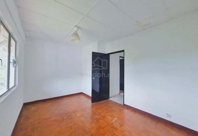 Pangsapuri Cendana, Bukit Subang