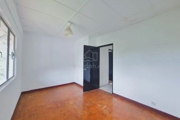 Pangsapuri Cendana, Bukit Subang