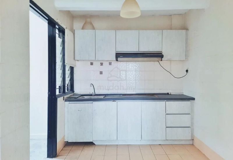 Pangsapuri Cendana, Bukit Subang