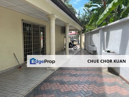 OUG OKR 2 storey Endlot with extra land 4 Rooms 3 Baths Renovated, Kuala Lumpur, KL City