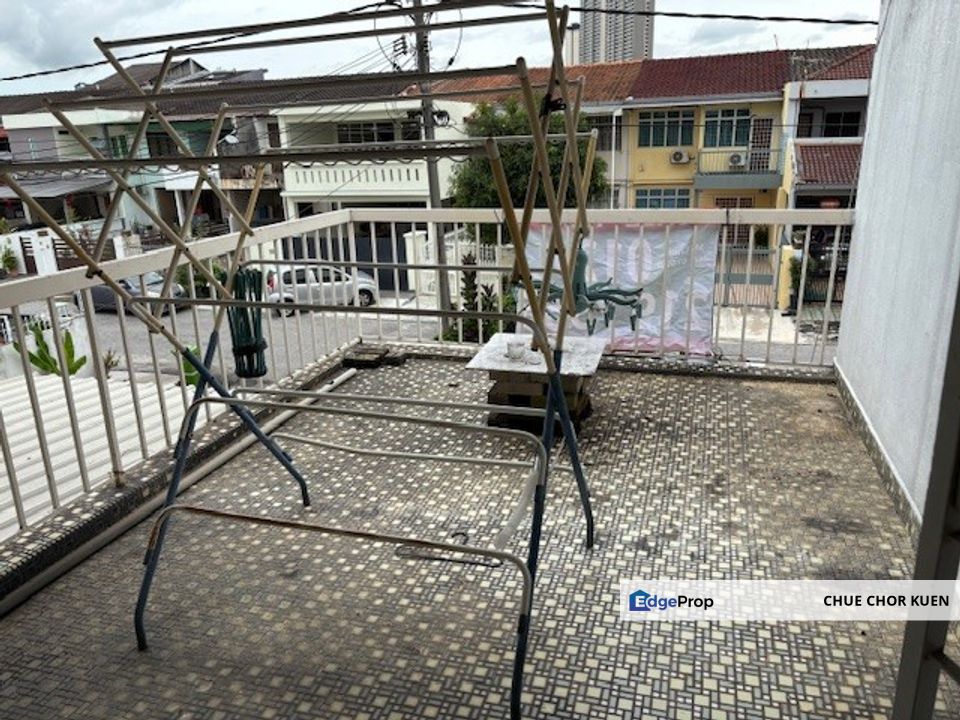 2 Storey 4 Rooms 2 Baths Basic well maintained, Kuala Lumpur, KL City