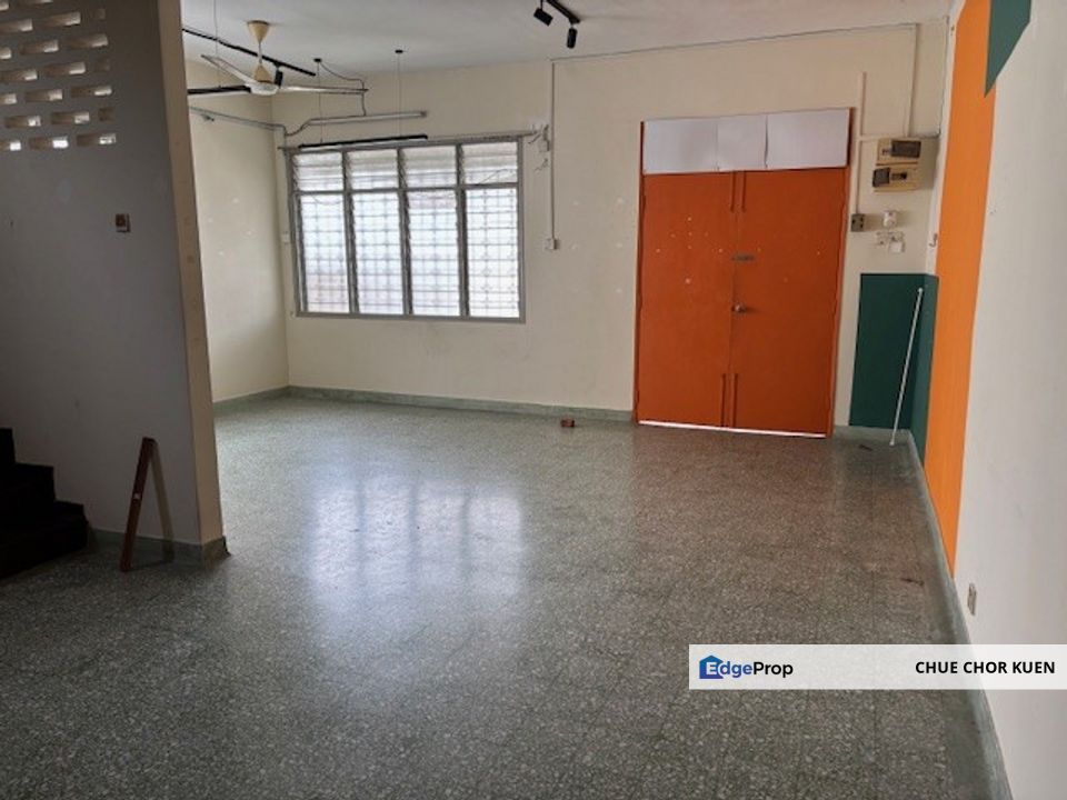 2 Storey 4 Rooms 2 Baths Basic well maintained, Kuala Lumpur, KL City