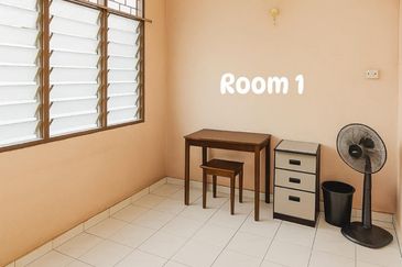 Paramount Garden (Taman Paramount)