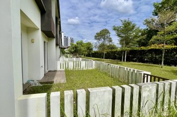 Arahsia Residences, Tropicana Aman