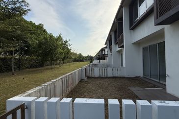 Arahsia Residences, Tropicana Aman