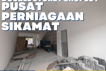 Pusat Perniagaan Sikamat
