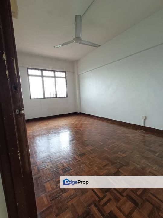 Vista Seri Putra Apartment, Selangor, Bangi