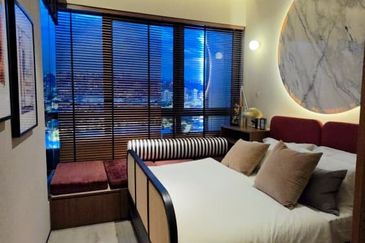 Titiwangsa Condominium with KLCC View For Sales Partially Furnish