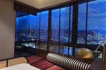 Titiwangsa Condominium with KLCC View For Sales Partially Furnish