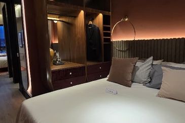 Titiwangsa Condominium with KLCC View For Sales Partially Furnish