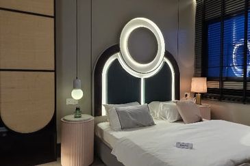 Titiwangsa Condominium with KLCC View For Sales Partially Furnish