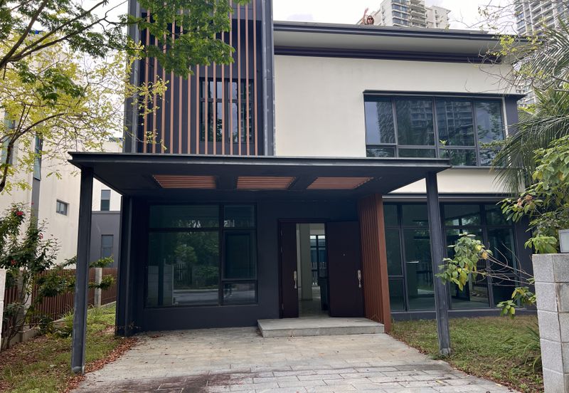 Anise Pearl @ Forest City