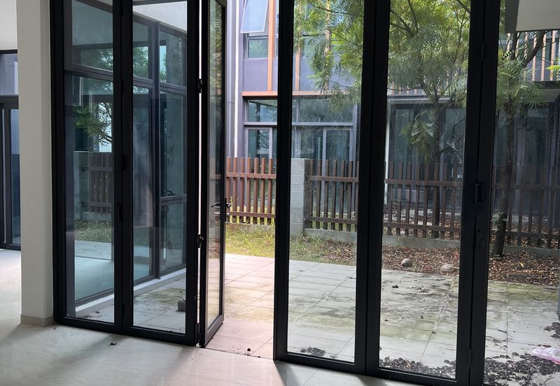 Anise Pearl @ Forest City