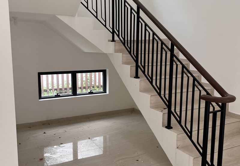 Anise Pearl @ Forest City