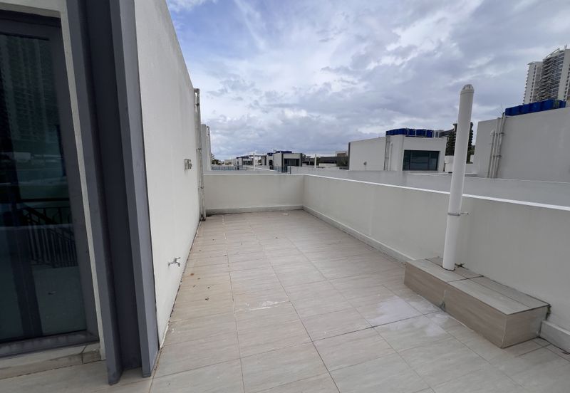 Anise Pearl @ Forest City