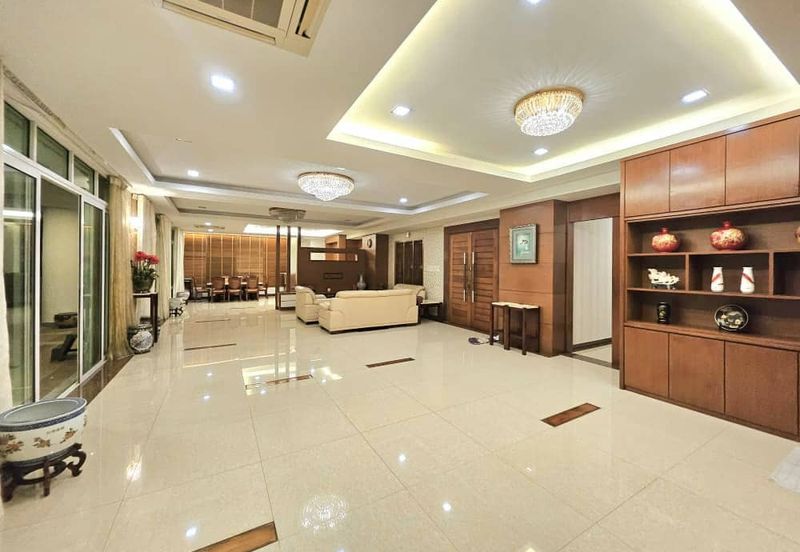H Residence (One Ritz Residence)