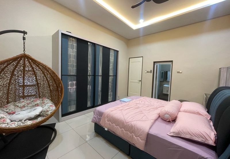 Taman Tunku Intan Safinaz