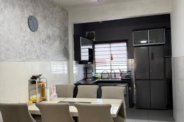 SEREMBAN 2 HEIGHT (LABU)