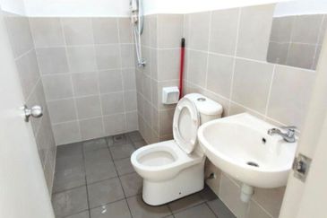 Safira Apartment, Seremban 2