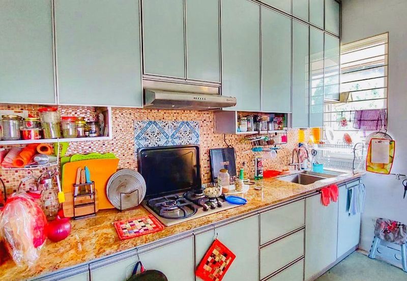 TAMAN BUKIT CHEMARA(CHEMARA HILL)