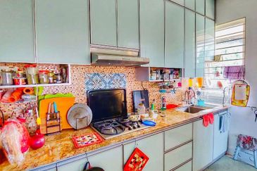 TAMAN BUKIT CHEMARA(CHEMARA HILL)