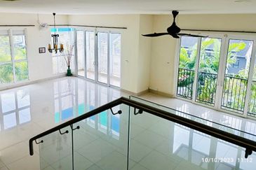 TAMAN BUKIT CHEMARA(CHEMARA HILL)