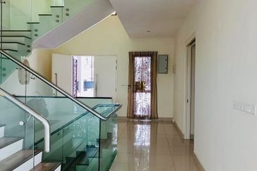 TAMAN BUKIT CHEMARA(CHEMARA HILL)