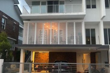 TAMAN BUKIT CHEMARA(CHEMARA HILL)