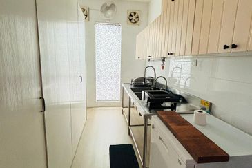 TAMAN BUKIT CHEMARA(CHEMARA HILL)