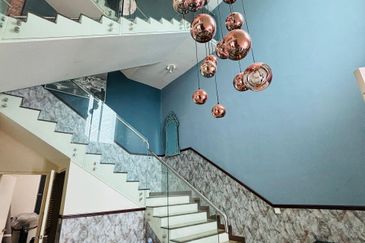 TAMAN BUKIT CHEMARA(CHEMARA HILL)