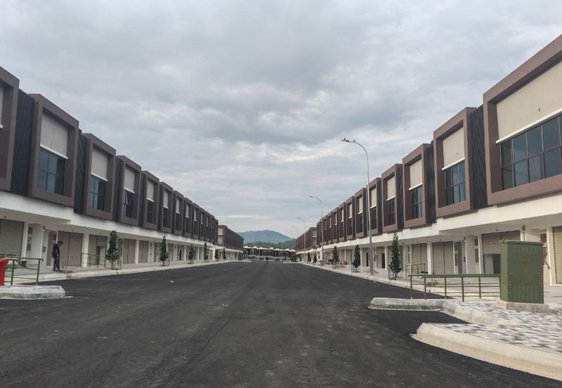 iKon Seremban 2 new shop for rent