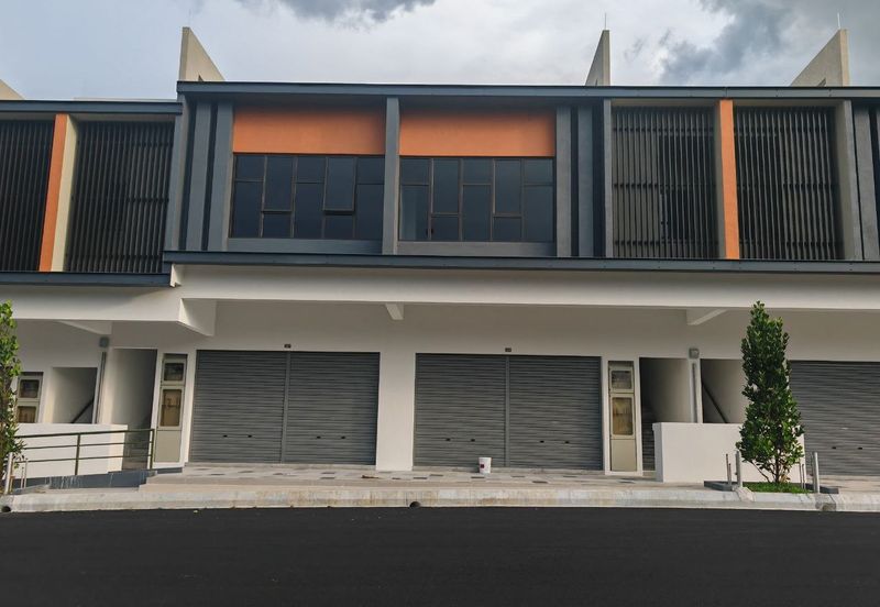 iKon Seremban 2 new shop for rent