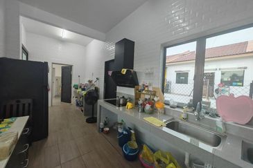 TAMAN BAYU INDERA, LUKUT