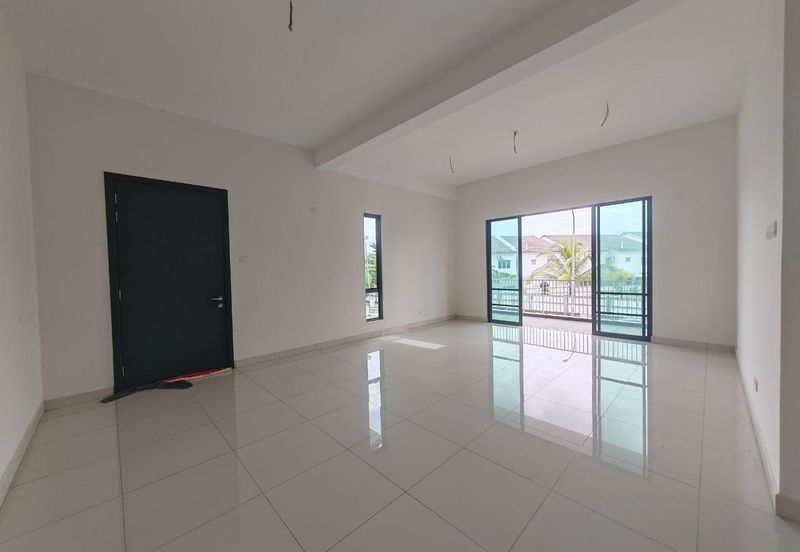 SEREMBAN 2 HEIGHT (LABU)