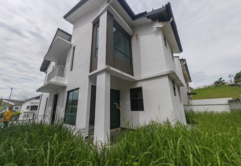 SEREMBAN 2 HEIGHT (LABU)