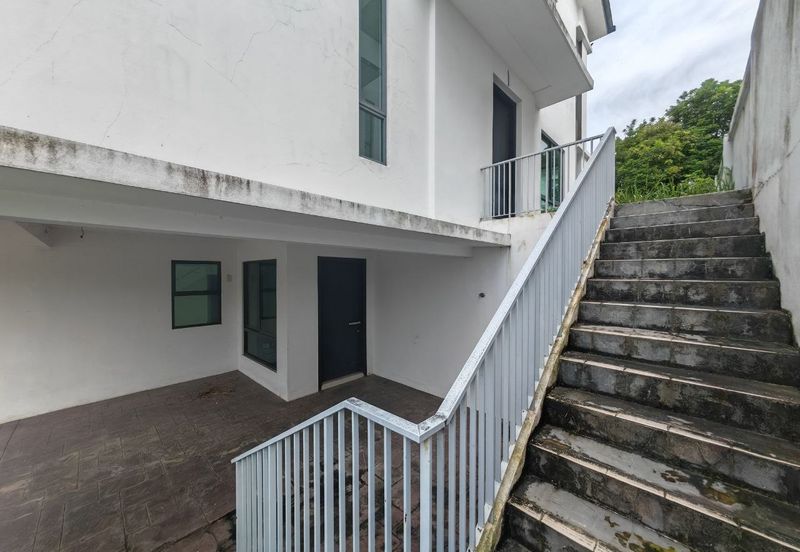 SEREMBAN 2 HEIGHT (LABU)