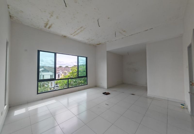 SEREMBAN 2 HEIGHT (LABU)