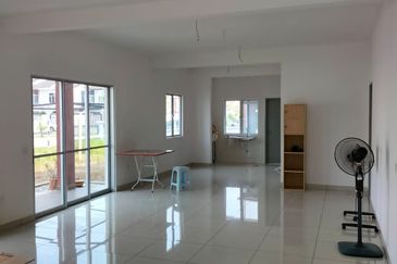 SAUJANA TROPIKA @ S2 HEIGHTS