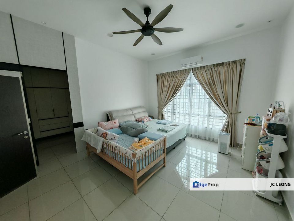 2 storey superlink for sales forest heights broadhill, Negeri Sembilan, Seremban