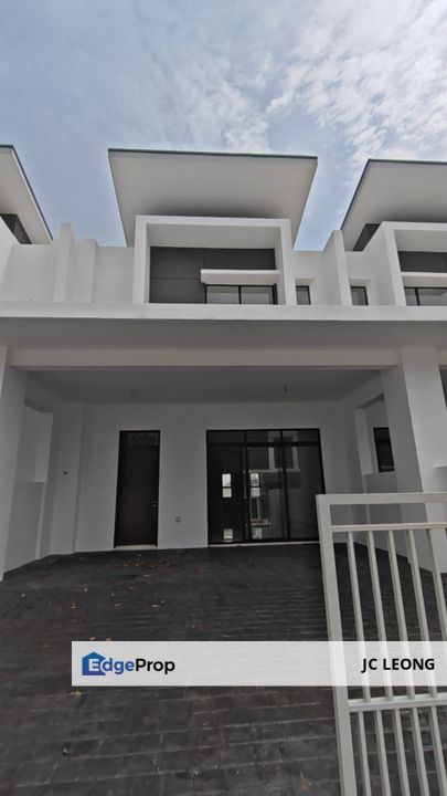 2 storey superlink 24x80 terrace house @ Seremban Taman Bukit Kepayang for sale , Negeri Sembilan, Seremban
