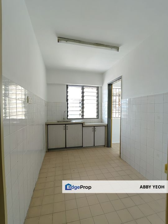 Puteri Indah, Bayan Baru, Penang Apartment with Cover Car Park and Newly Renovation , Penang, Bayan Baru