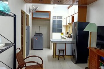 Taman Batu Bukit Flat