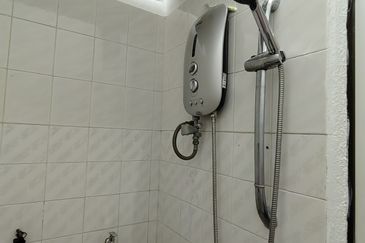 Taman Lip Sin Block 6 & 7