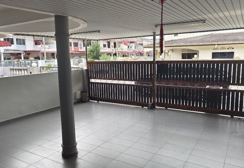 Taman Perdana Muar - Double Storey - Renovated - Nearby Muar Town+McD+Milk Tea Street